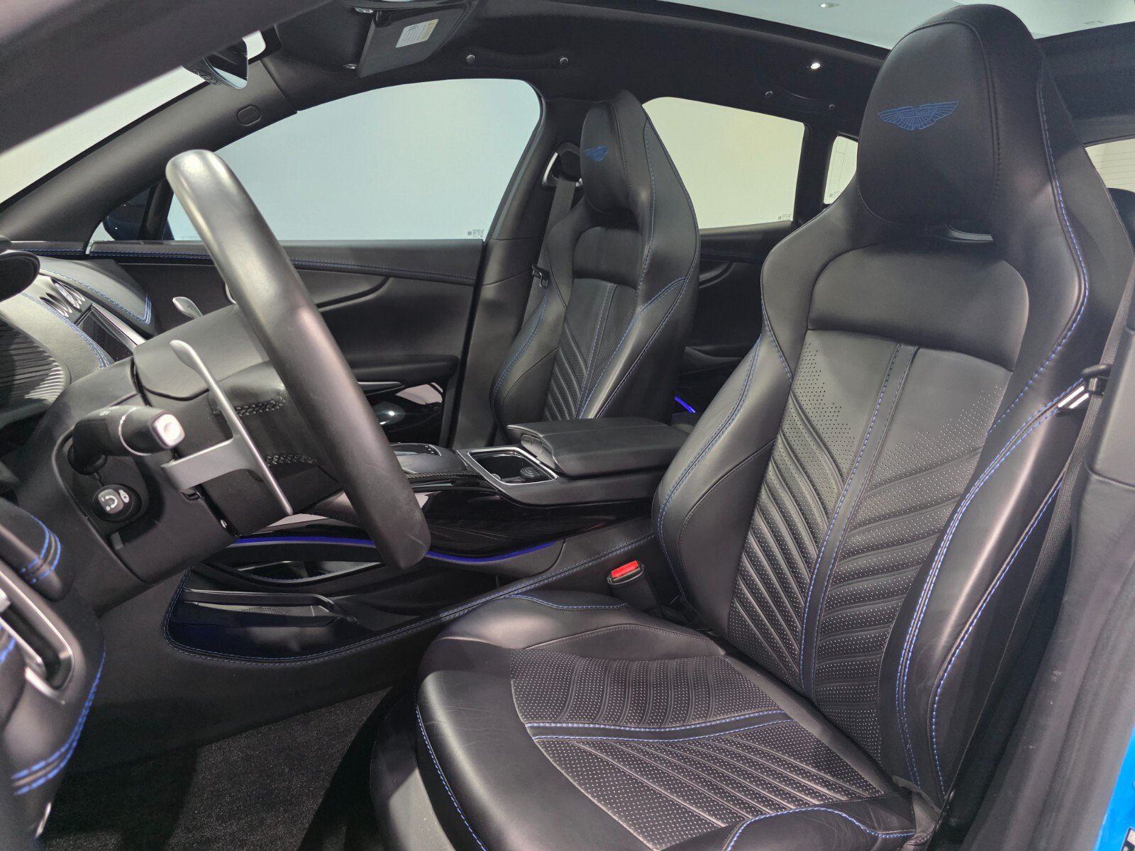 Used 2023 Aston Martin DBX 707 AWD/4WD image 12