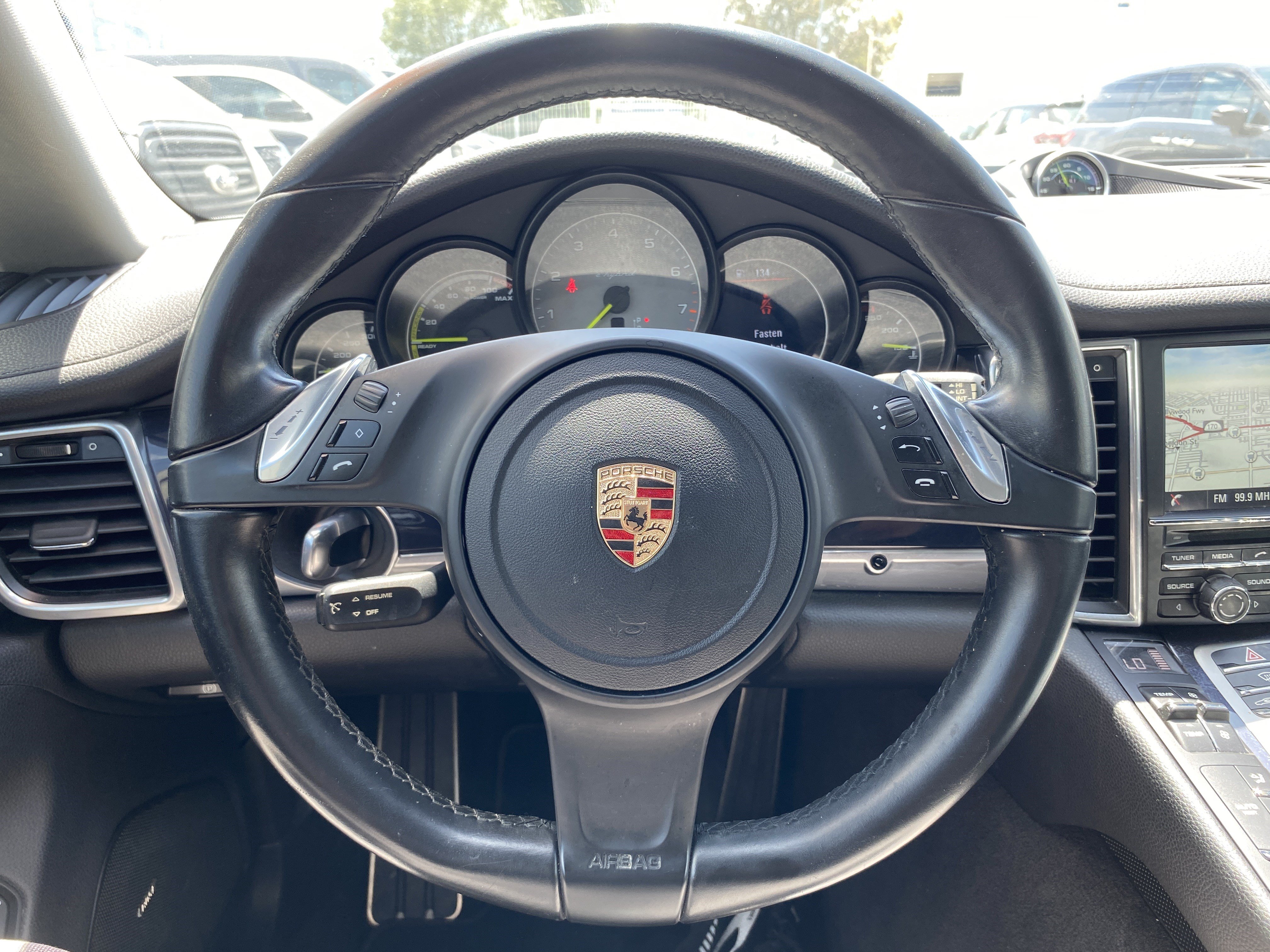 Used 2015 Porsche Panamera S RWD image 29