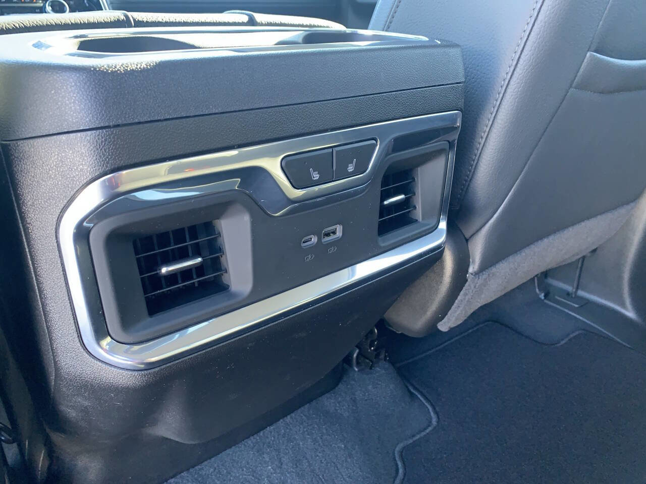 Used 2025 GMC Sierra 2500 Denali w/ Denali Reserve Package image 24