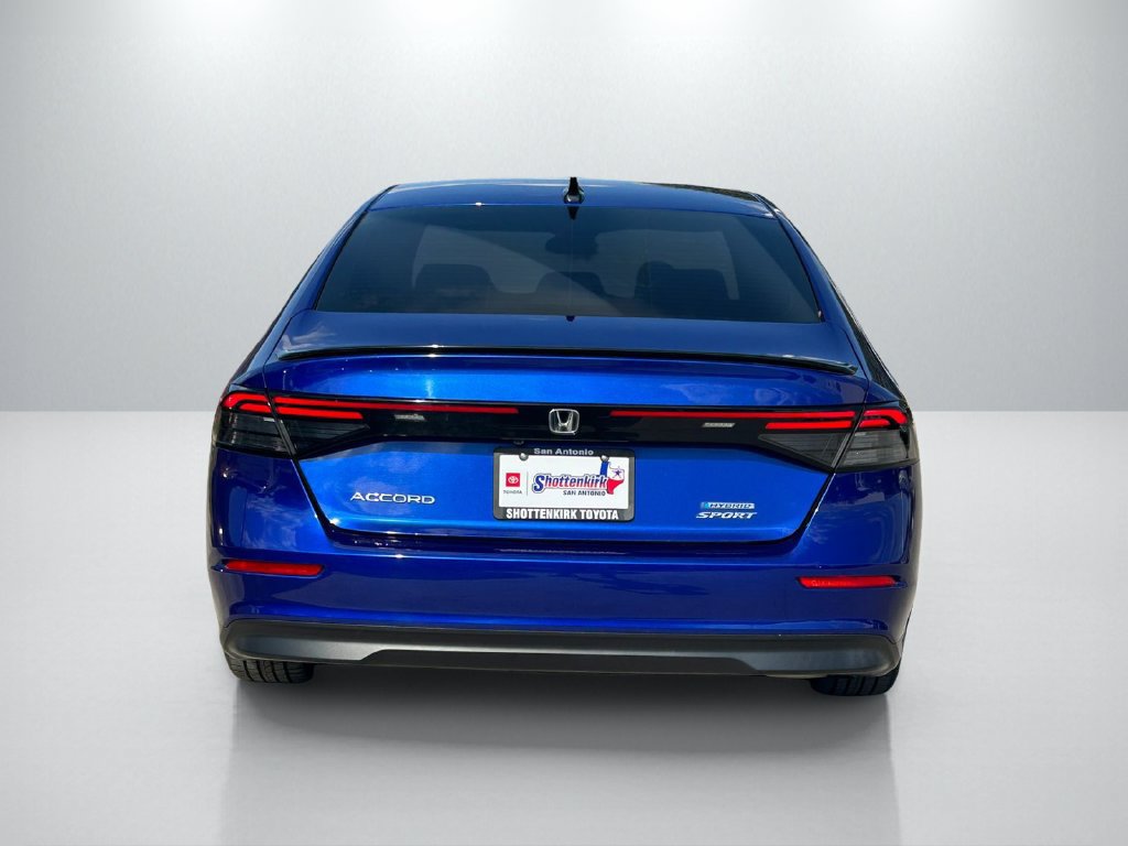 Used 2023 Honda Accord Sport image 6
