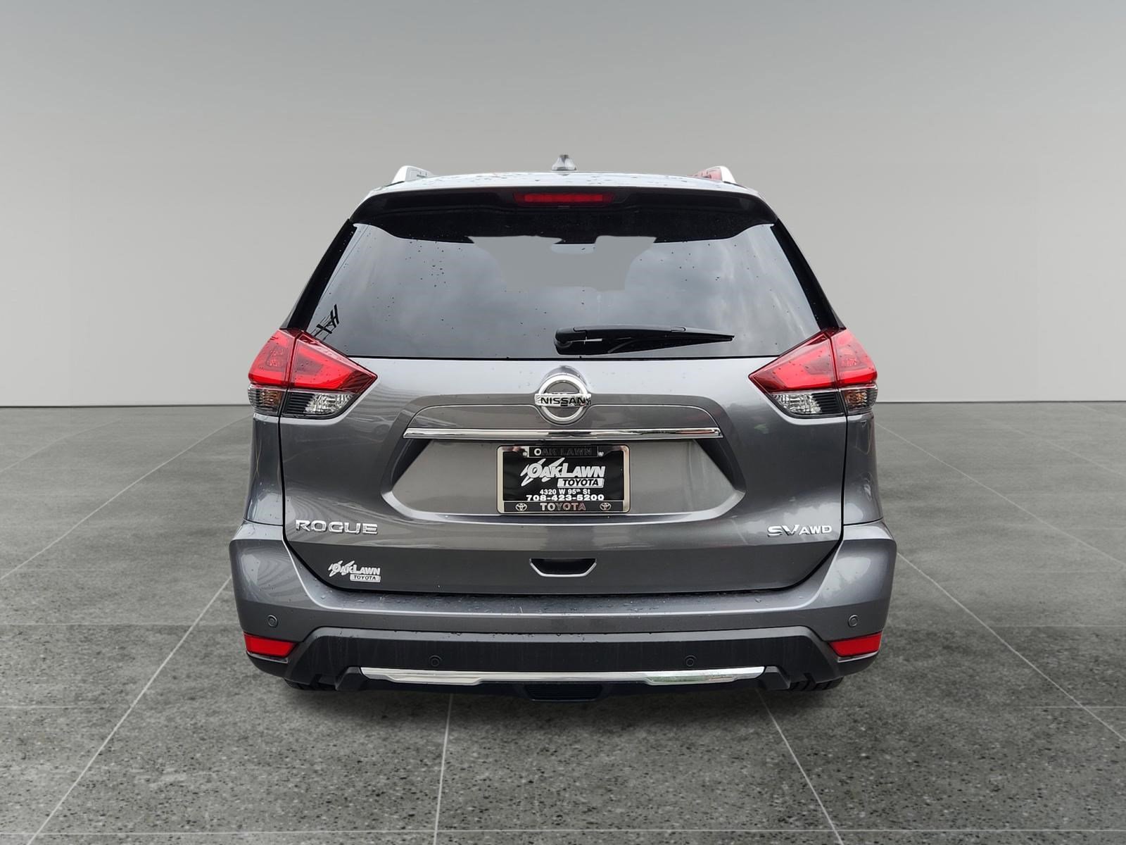 Used 2019 Nissan Rogue SV w/ Premium Package image 5