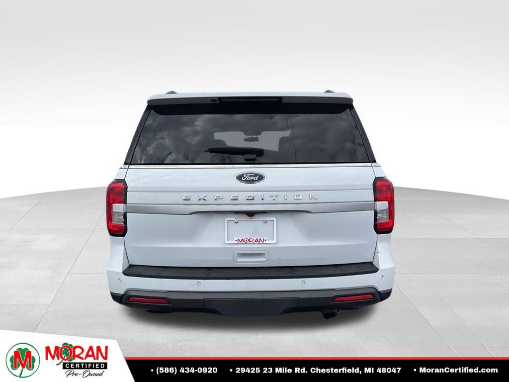 Used 2022 Ford Expedition XL AWD/4WD image 5