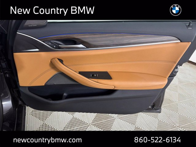 Used 2023 BMW 530i xDrive AWD/4WD image 18