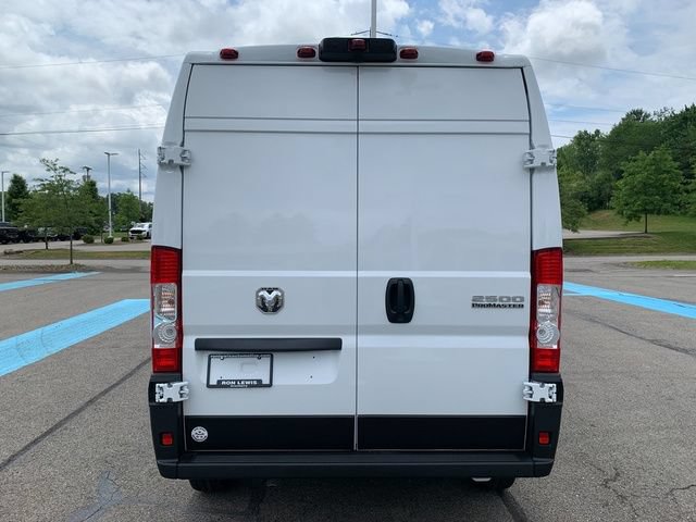 New 2026 RAM ProMaster 2500 w/ Convenience Group FWD image 4
