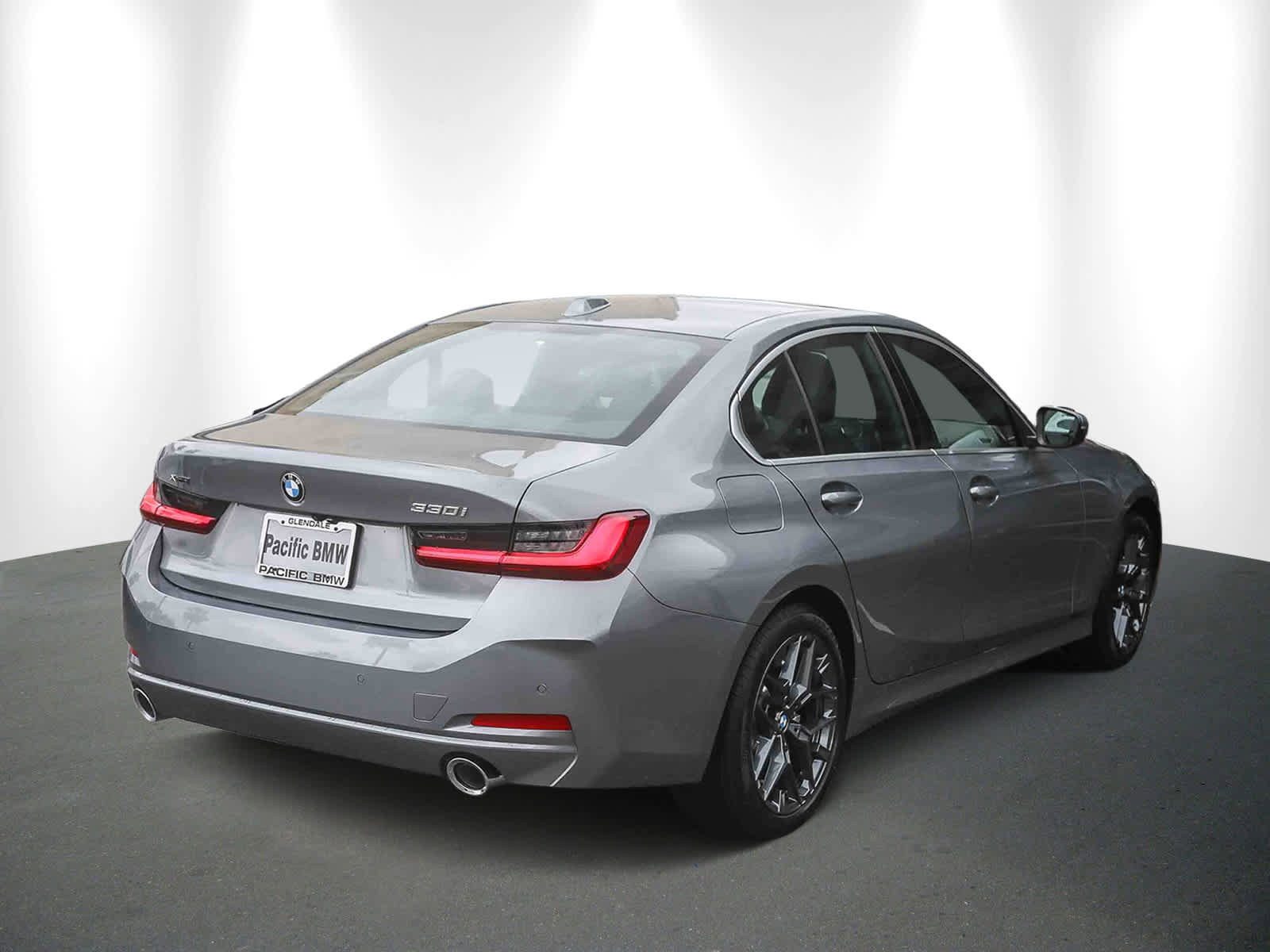 Used 2025 BMW 330i xDrive Sedan image 6