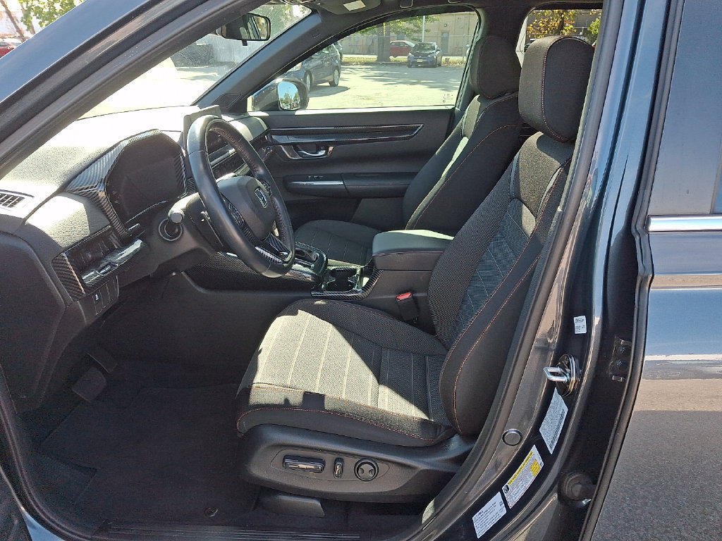 Used 2023 Honda CR-V Sport image 14
