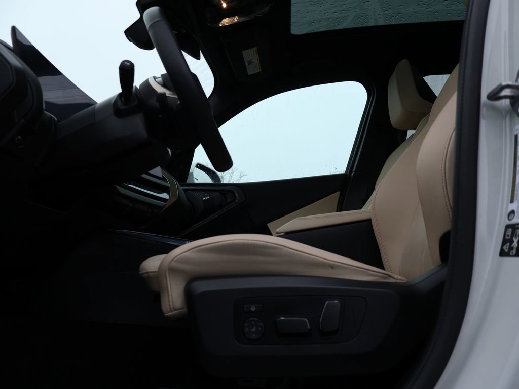 Certified 2025 BMW X3 xDrive30i w/ Premium Package image 40