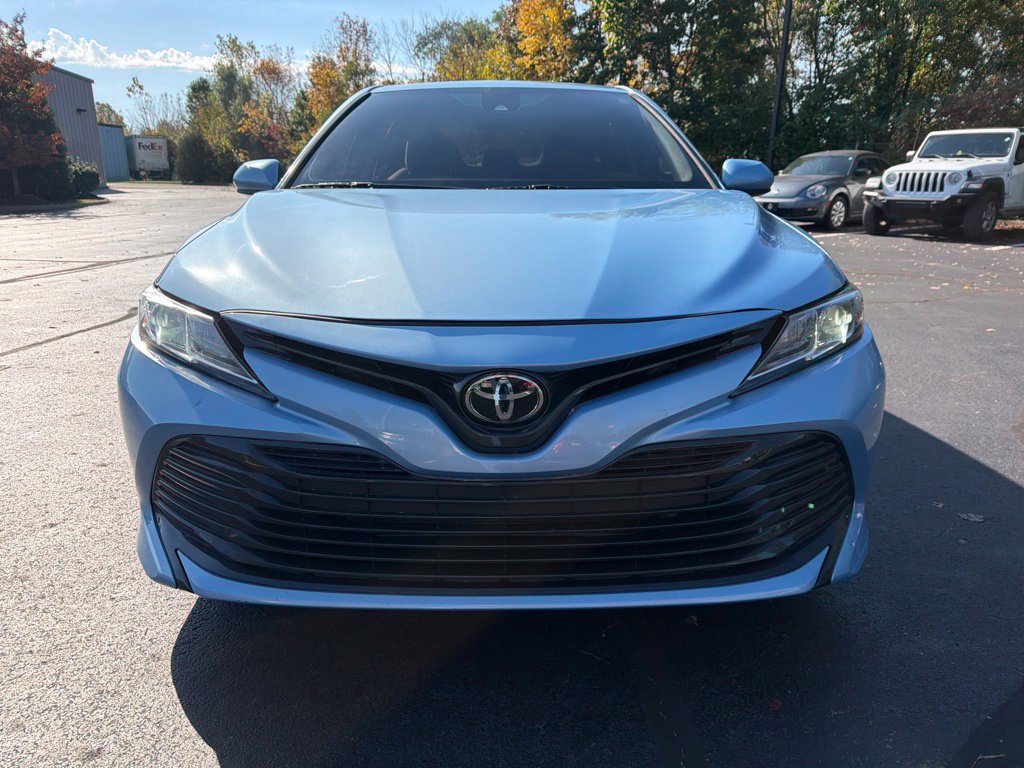 Used 2020 Toyota Camry LE FWD image 2