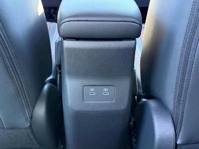 New 2026 Nissan Kicks SR w/ Cold Weather Package image 17