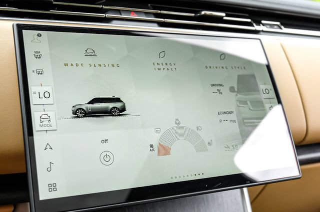 New 2026 Land Rover Range Rover SE AWD/4WD image 37