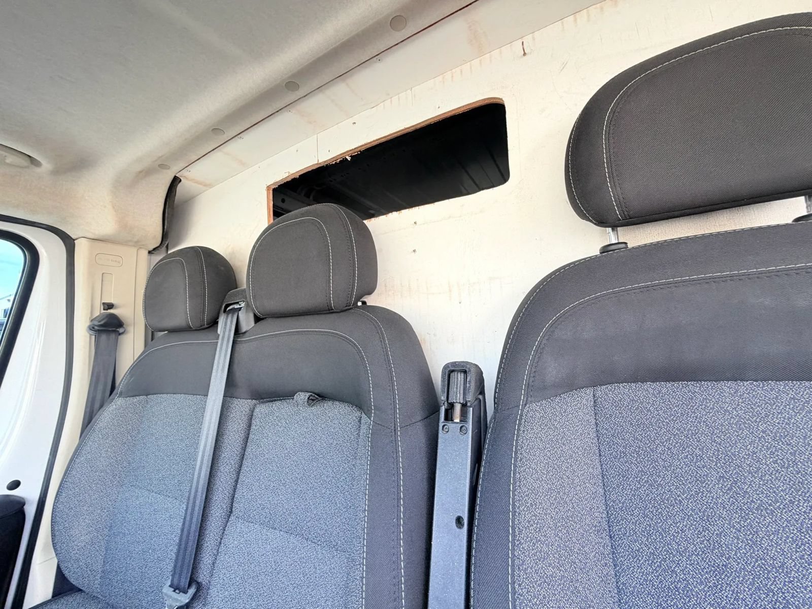 Used 2015 RAM ProMaster 2500 w/ Interior Convenience Group FWD image 11