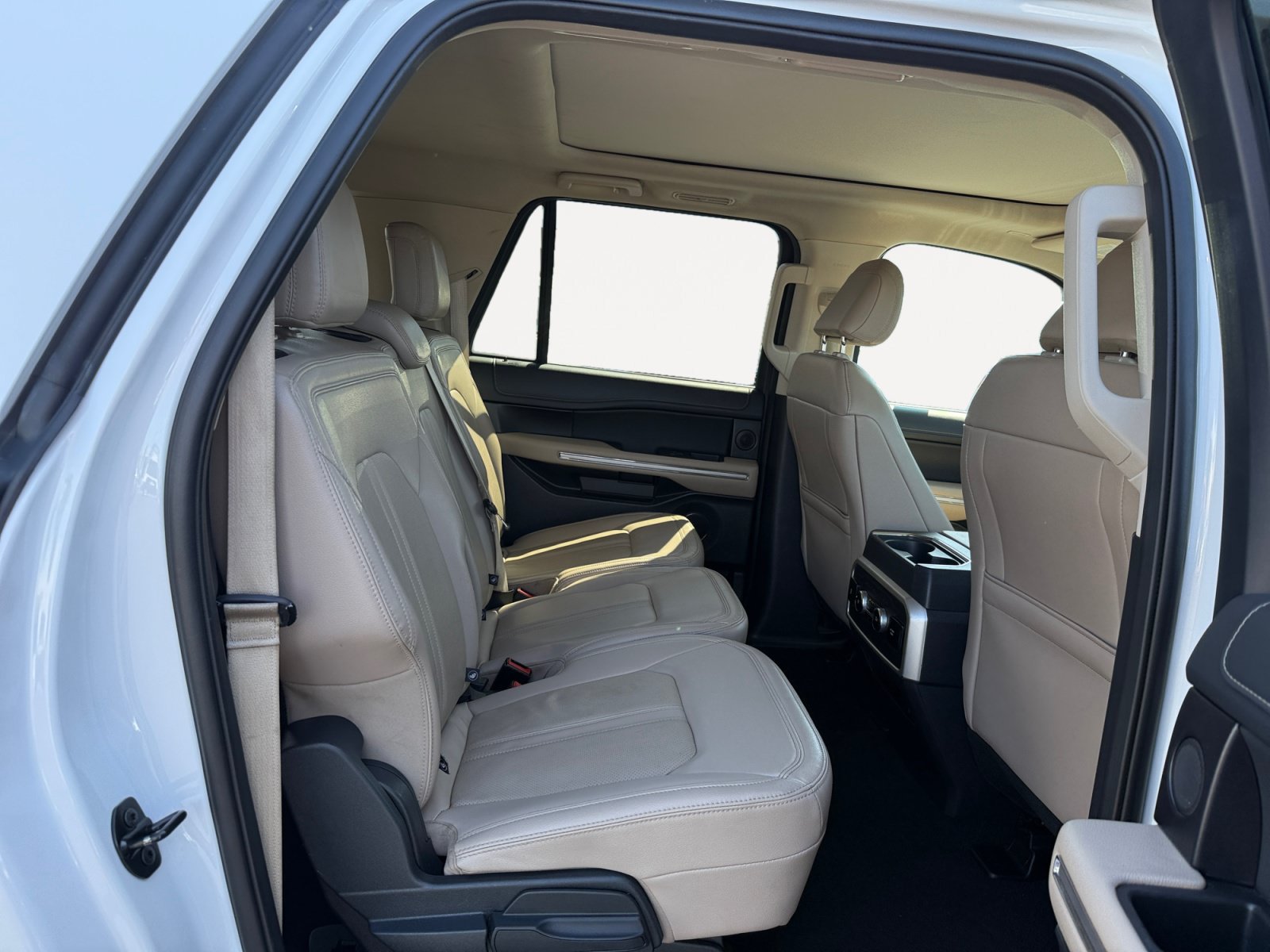 Used 2024 Ford Expedition Max Limited AWD/4WD image 18