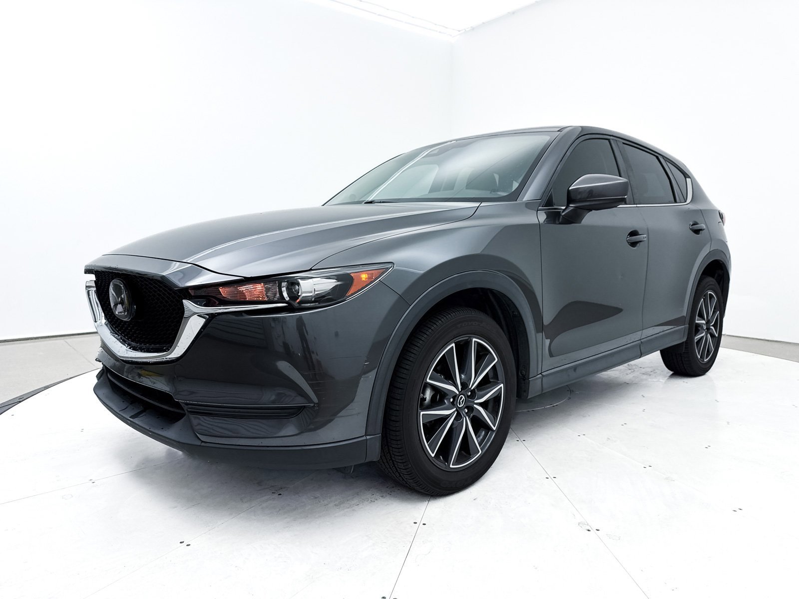 Used 2018 MAZDA CX-5 Touring image 14