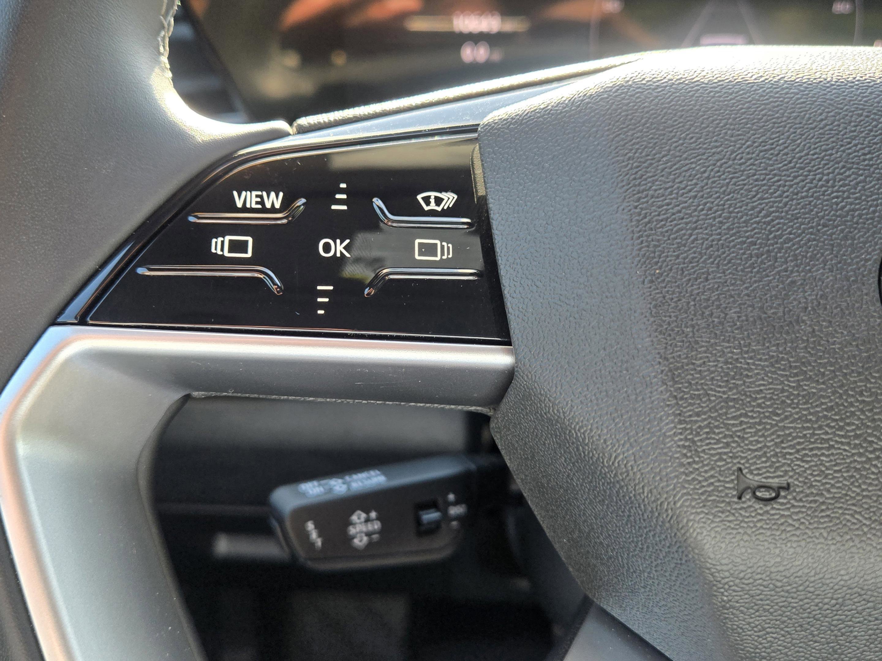 Used 2025 Audi Q5 Premium Plus w/ Premium Plus AWD/4WD image 15
