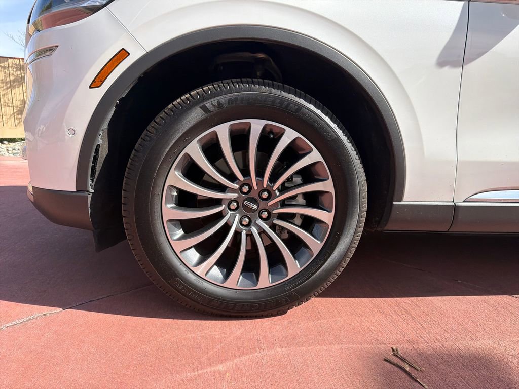 Used 2021 Lincoln Aviator Reserve w/ Equipment Group 201A AWD/4WD image 40