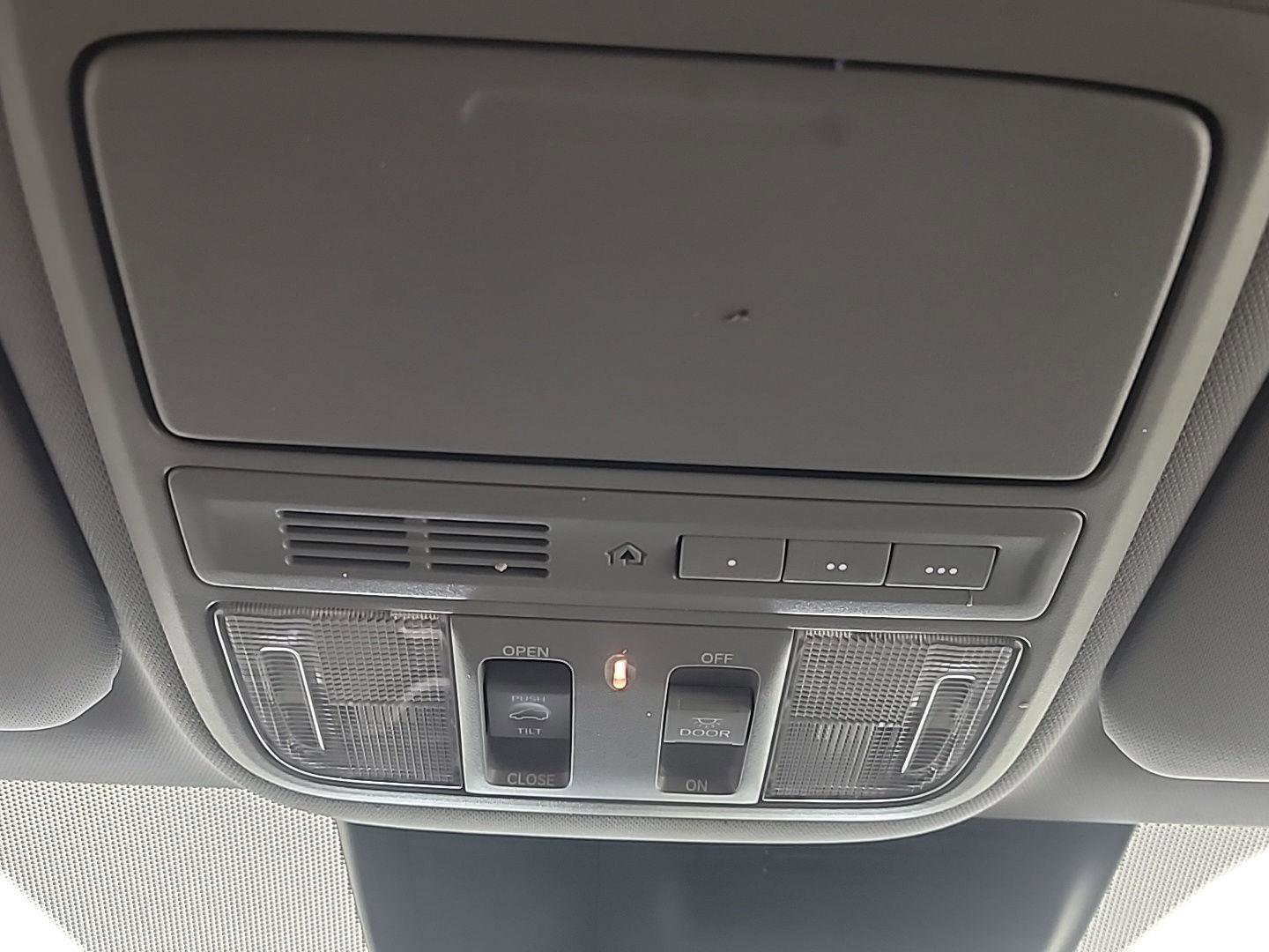 Certified 2020 Honda CR-V Touring image 30