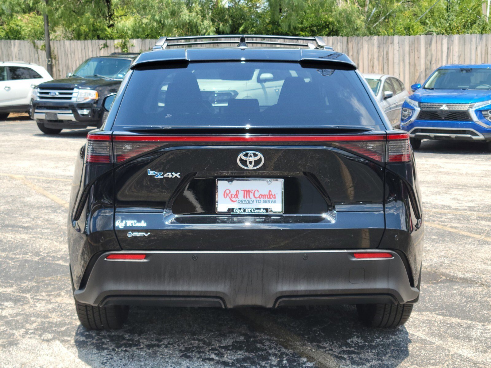 Used 2025 Toyota bZ4X FWD image 4