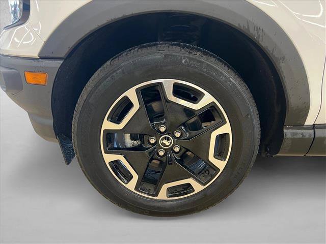 Used 2023 Ford Bronco Sport Outer Banks w/ Tech Package AWD/4WD image 26