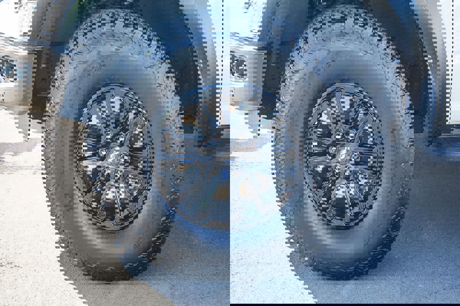 Used 2024 Ford F150 Raptor image 9