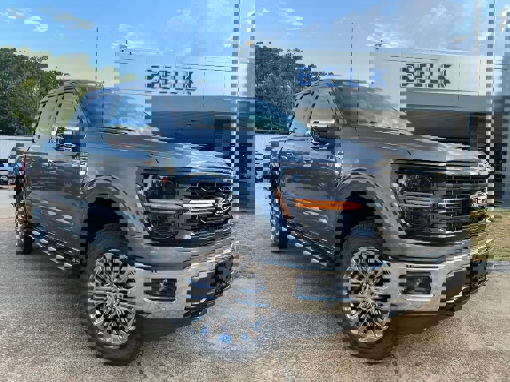 New 2025 Ford F150 XLT w/ Equipment Group 302A MID