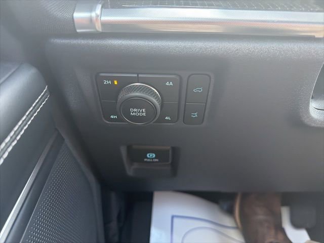 New 2026 Ford Expedition Platinum w/ Stealth Appearance Package image 30