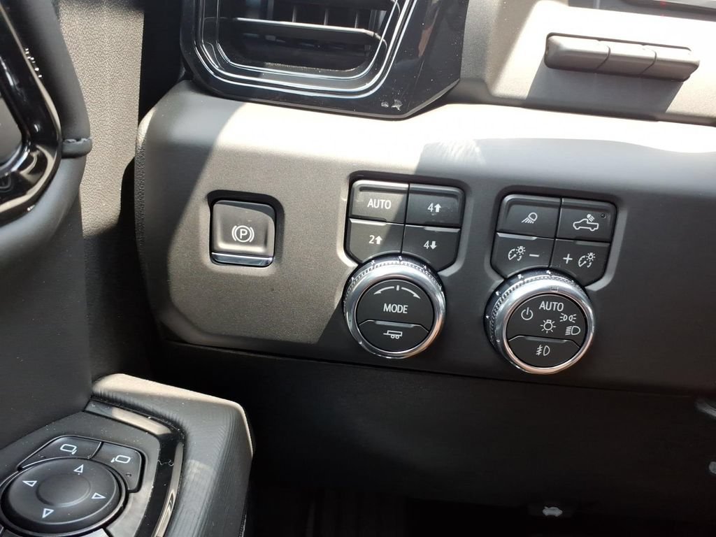 New 2026 GMC Sierra 2500 AT4X AWD/4WD image 20