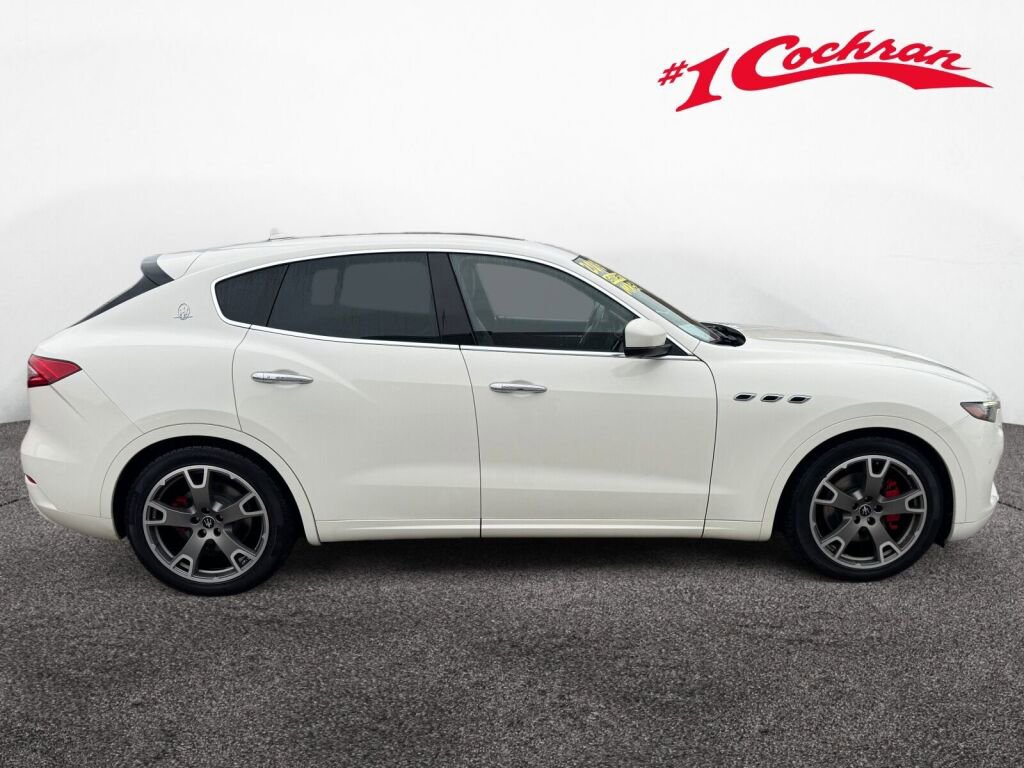 Used 2019 Maserati Levante image 8