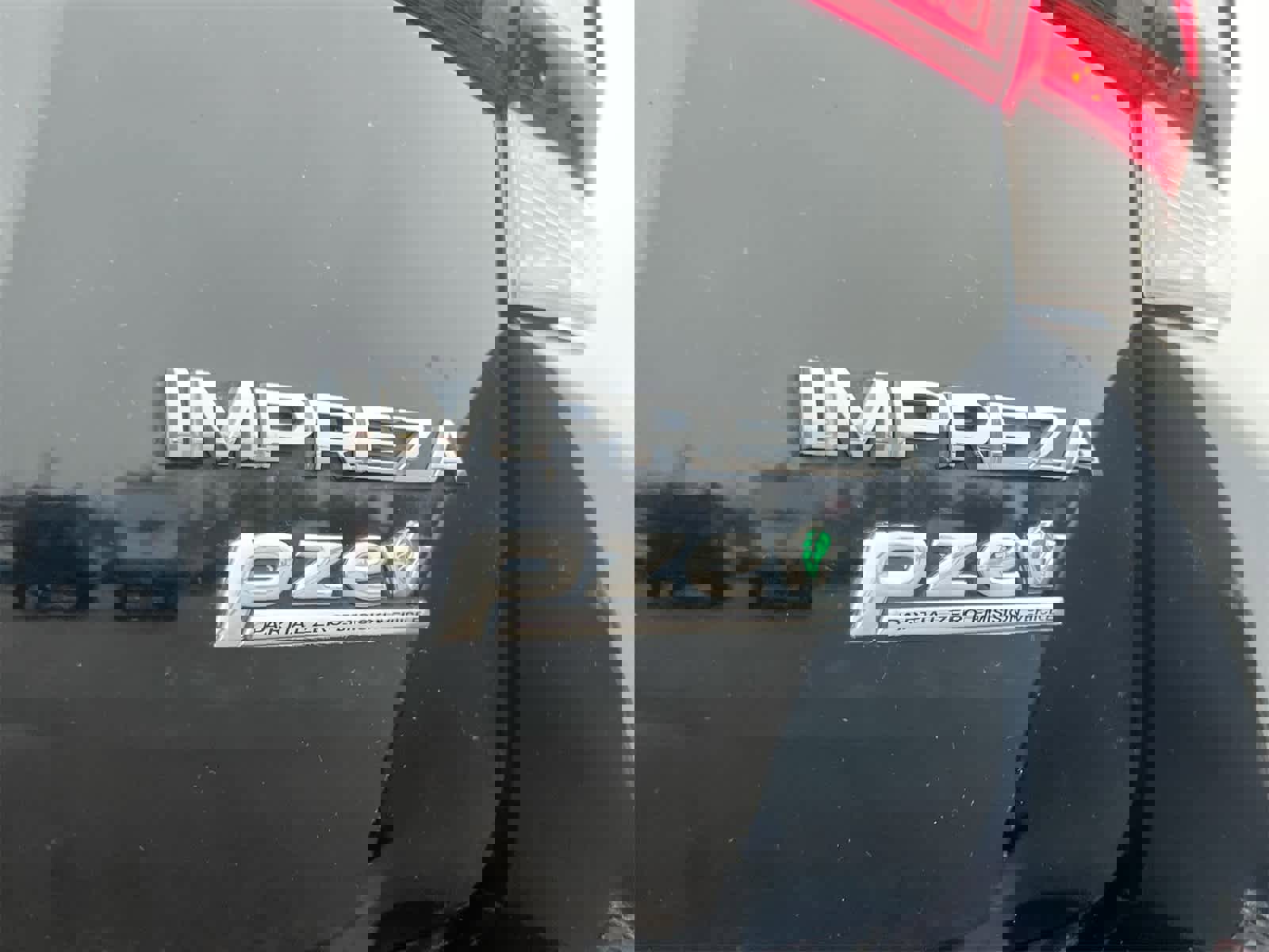 Used 2017 Subaru Impreza 2.0i Limited image 13