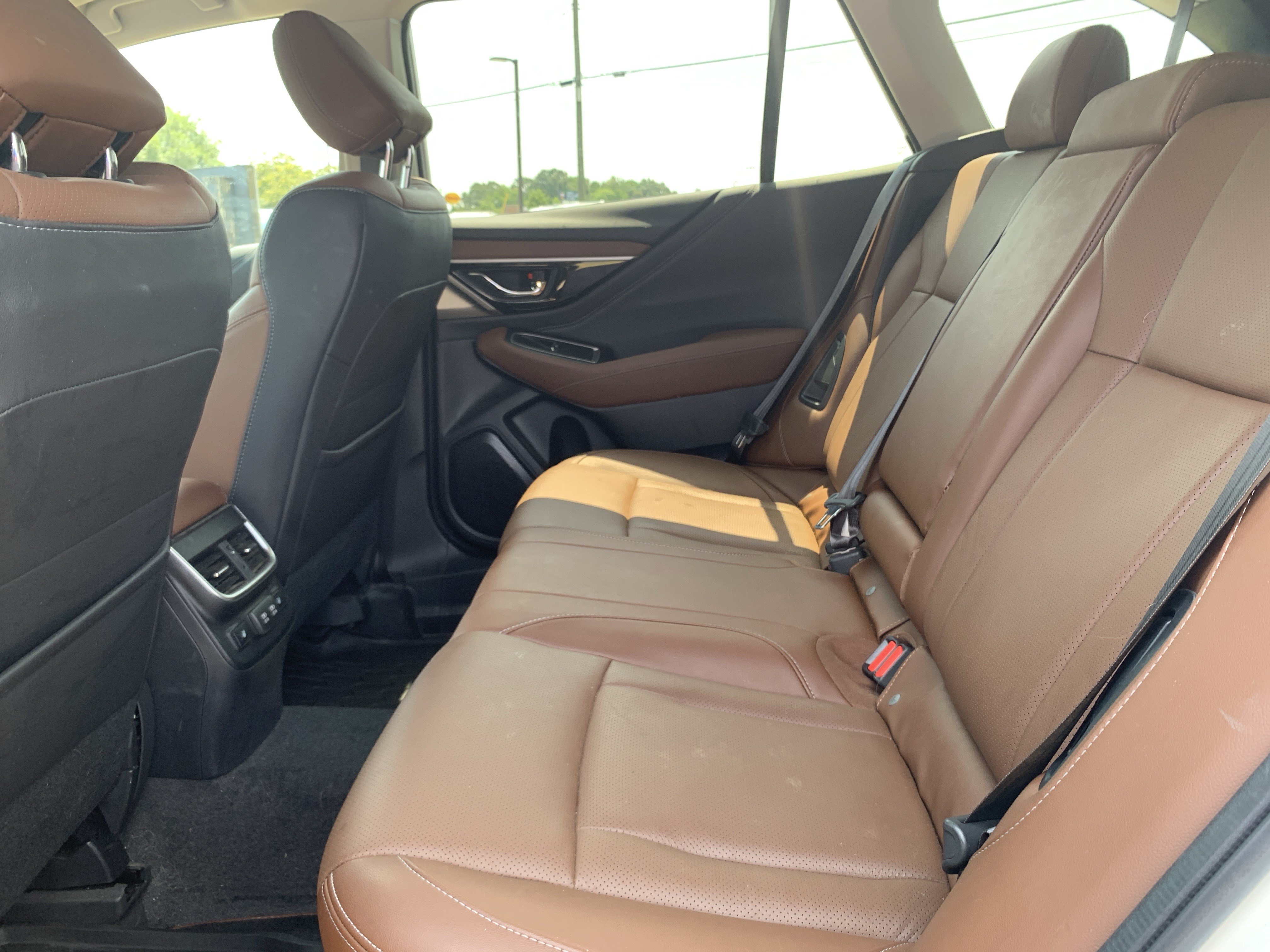 Used 2021 Subaru Outback Touring w/ Popular Package #2 AWD/4WD image 32