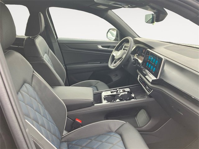 New 2026 Volkswagen Atlas Cross Sport SEL Premium R-Line image 15