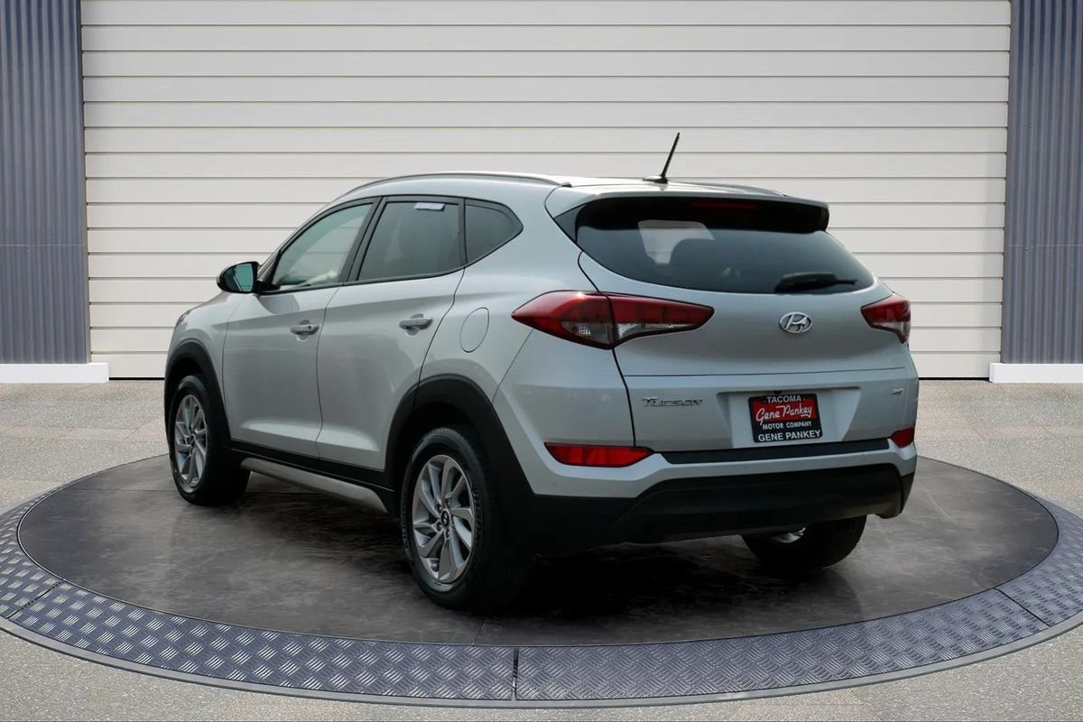 Used 2017 Hyundai Tucson SE w/ SE Popular Package 02 AWD/4WD image 5