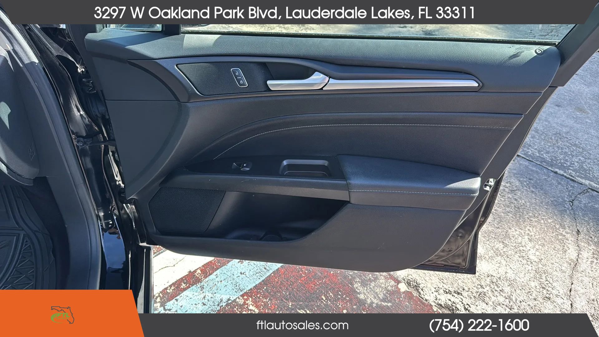Used 2017 Ford Fusion Titanium FWD image 34