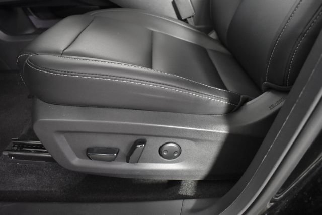 Certified 2025 Nissan Murano SL AWD/4WD image 12
