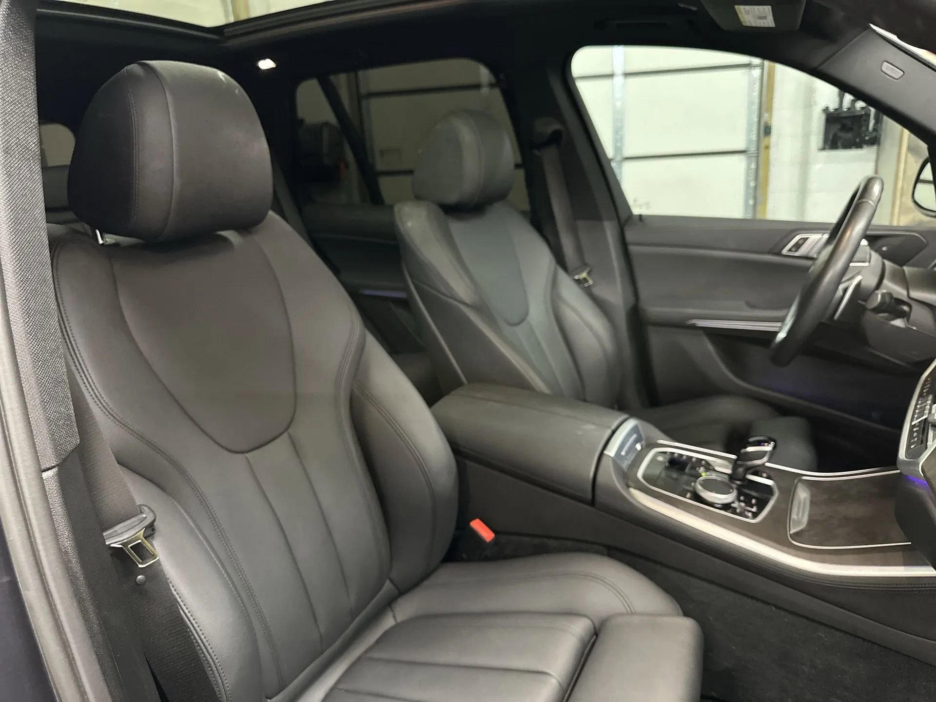 Used 2022 BMW X5 sDrive40i w/ Premium Package RWD image 29
