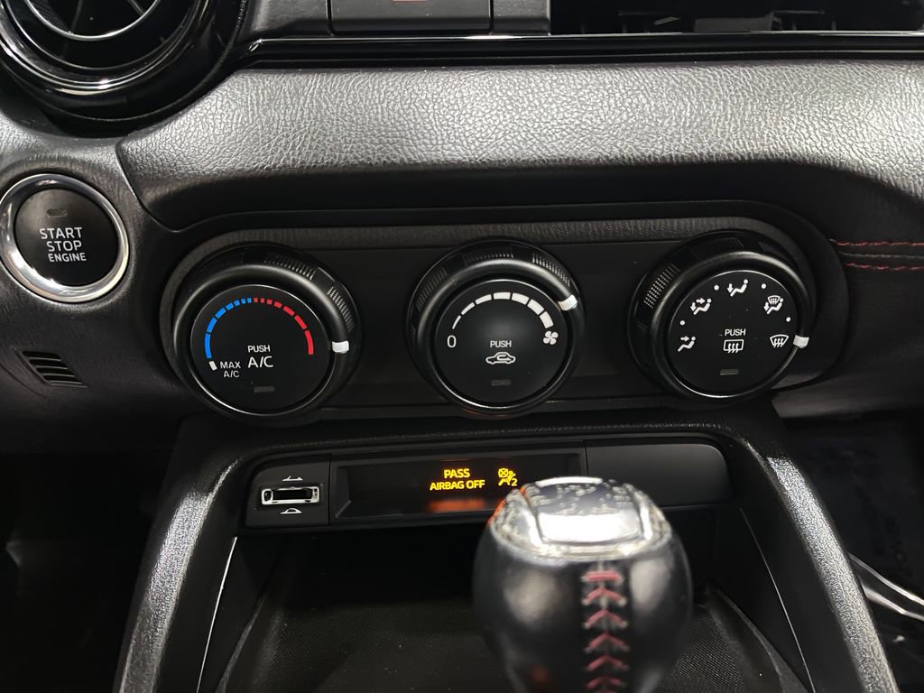 Used 2017 MAZDA MX-5 Miata RF Club image 22