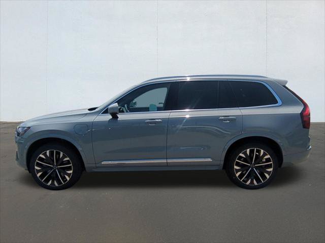 New 2026 Volvo XC90 T8 Ultra w/ Protection Package AWD/4WD image 3