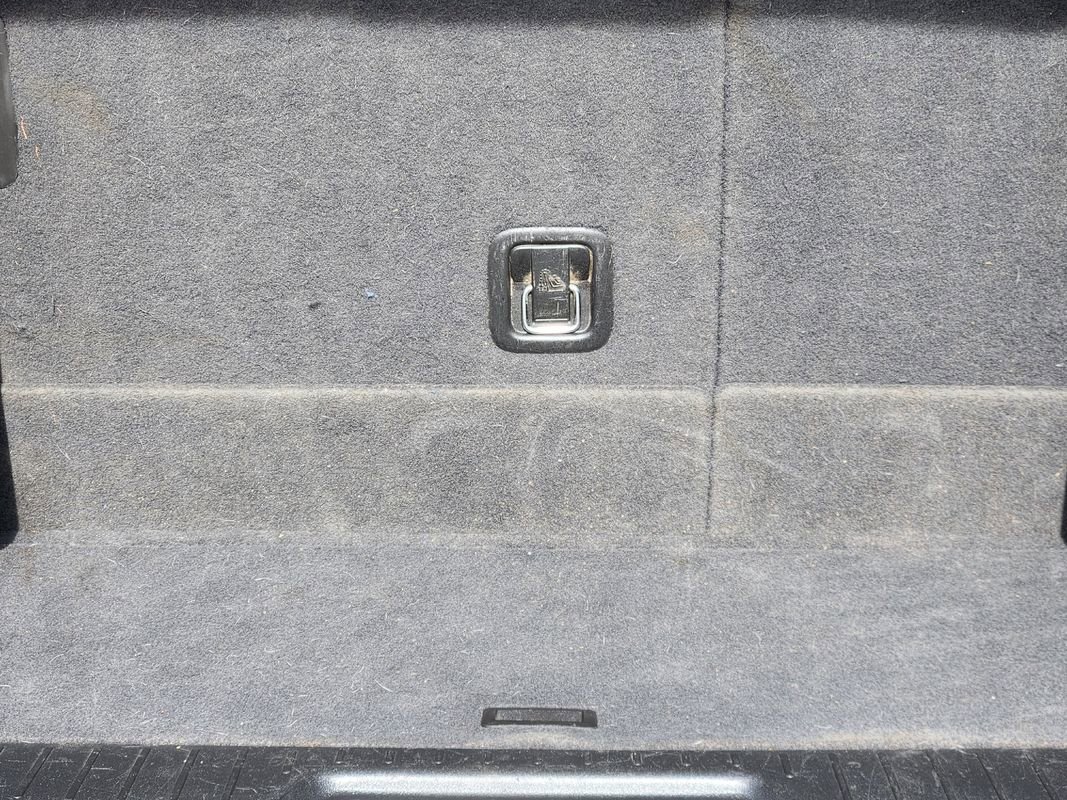 Used 2016 Chevrolet Traverse LTZ image 33