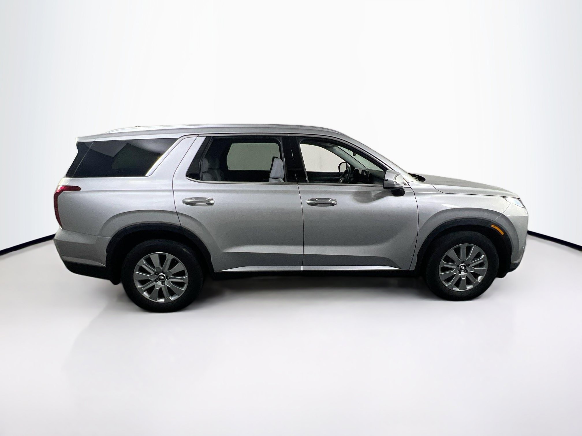 Used 2023 Hyundai Palisade SEL w/ Cargo Package AWD/4WD image 4