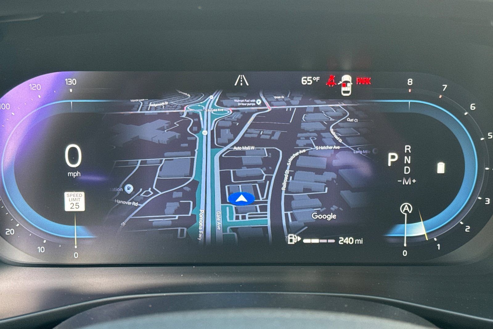 Used 2024 Volvo XC40 B5 Plus w/ Climate Package image 29