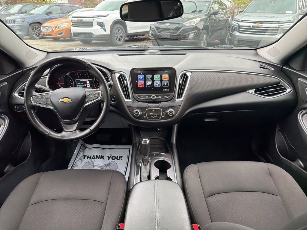 Used 2018 Chevrolet Malibu LT FWD image 23