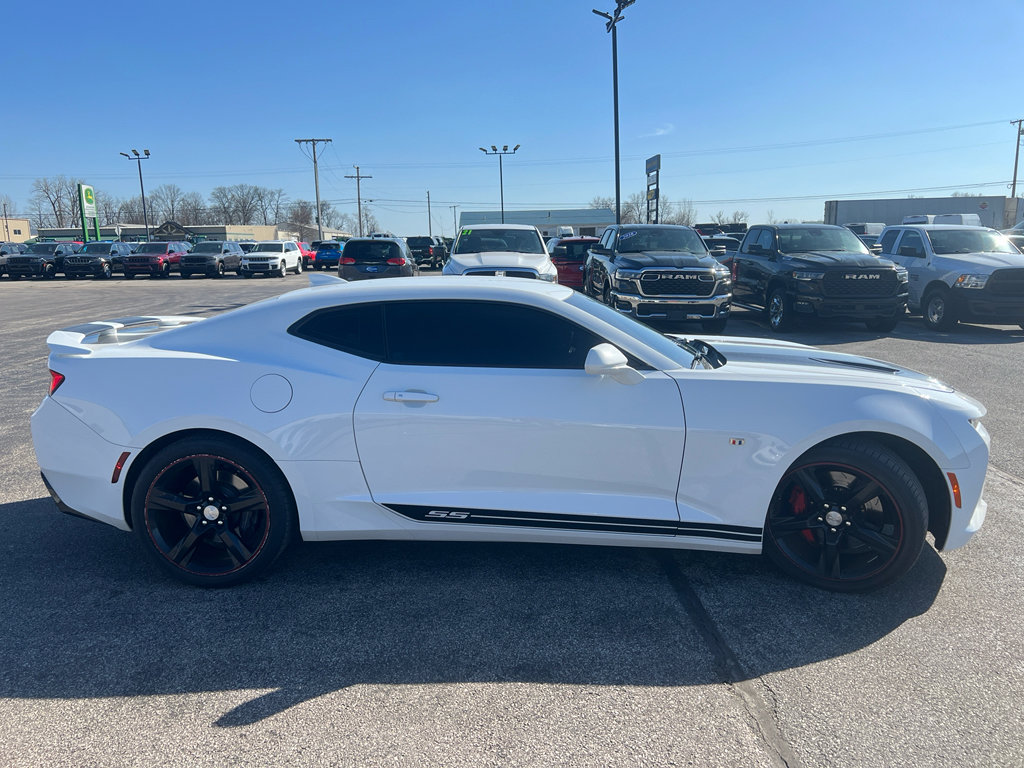 Used 2016 Chevrolet Camaro SS image 5