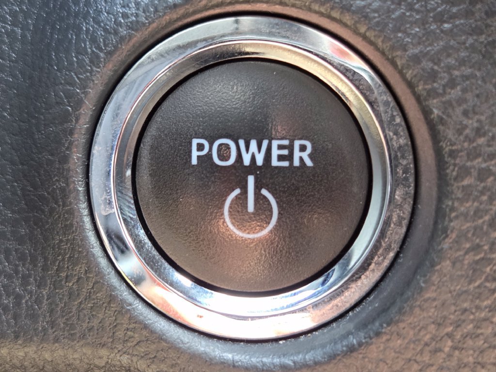 Used 2023 Toyota RAV4 XLE AWD/4WD image 35