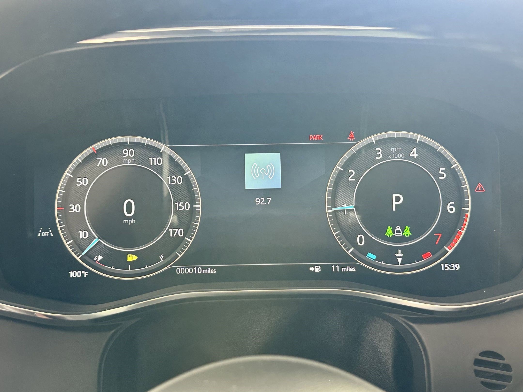 Used 2026 Jaguar F-PACE R-Dynamic S image 16