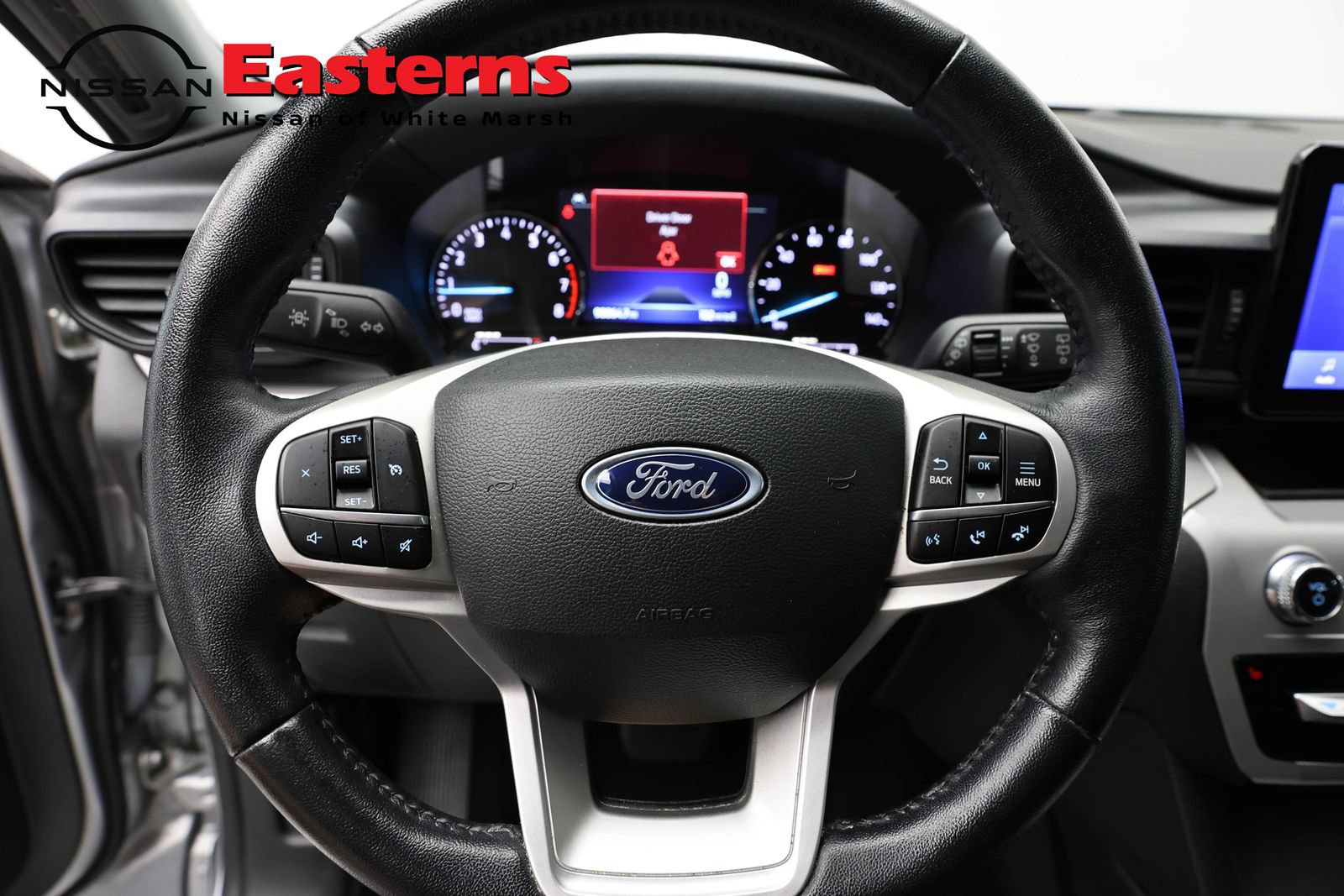Used 2023 Ford Explorer XLT RWD image 10