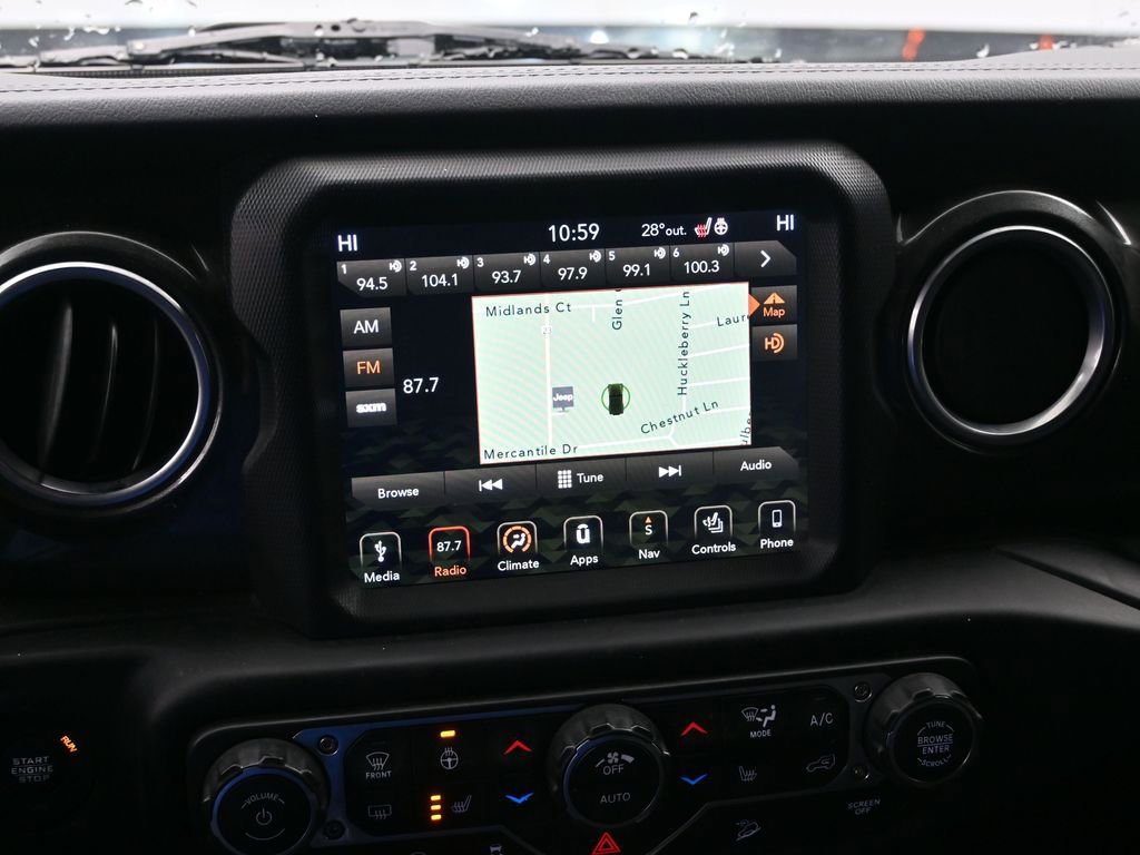 Used 2019 Jeep Wrangler Unlimited Sahara image 16