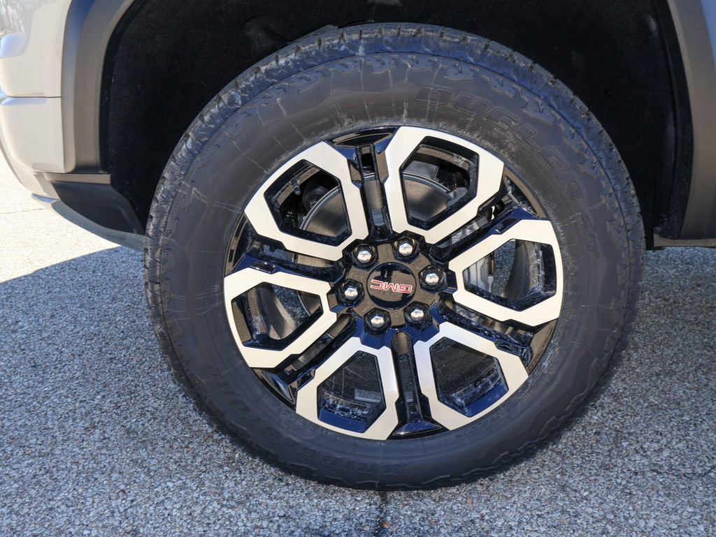 New 2026 GMC Canyon AT4 image 34