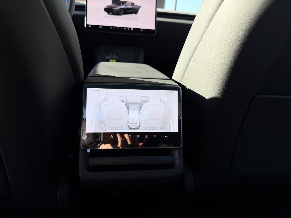Used 2025 Tesla Model 3 Long Range RWD image 40