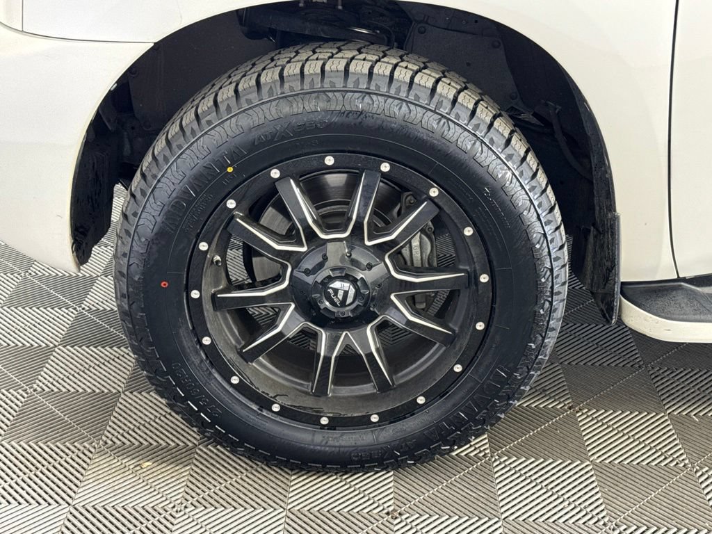 Used 2017 Toyota Sequoia Platinum AWD/4WD image 13