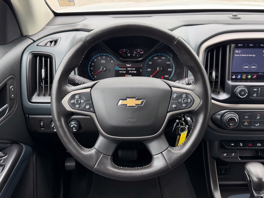 Used 2022 Chevrolet Colorado Z71 AWD/4WD image 16