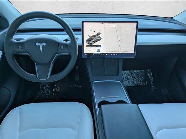 Used 2021 Tesla Model Y Long Range image 17